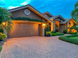 243 Monterey Dr, Naples, FL 34119