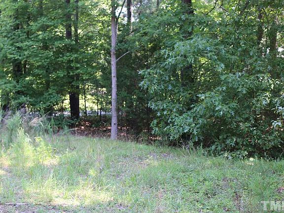5th image of 706 Honeybee Ln