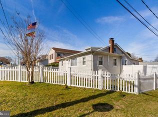 228 Arundel Rd, Pasadena, MD 21122