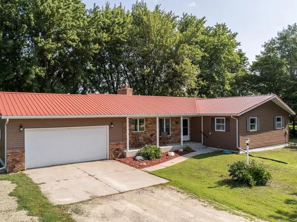 16646 County Highway 24, West Concord, MN 55985