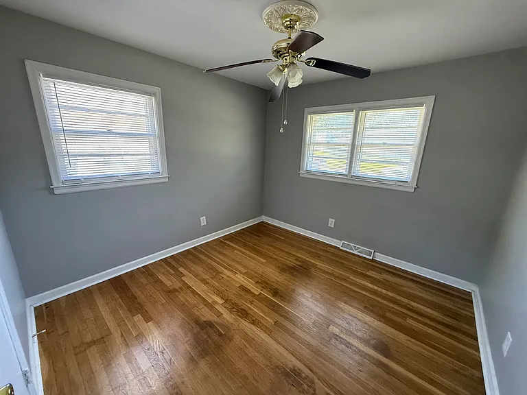 2052 Saint Christopher Dr — Photo 9