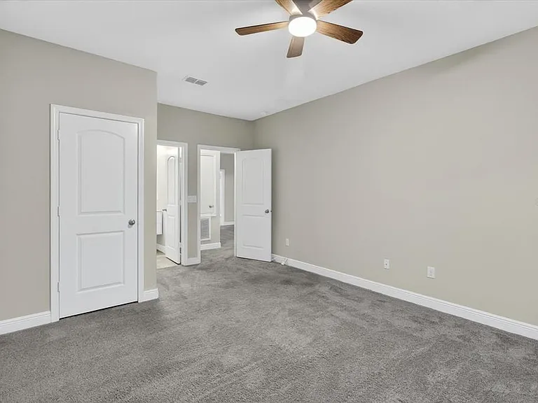 1389 Heritage Landings Dr — Photo 66