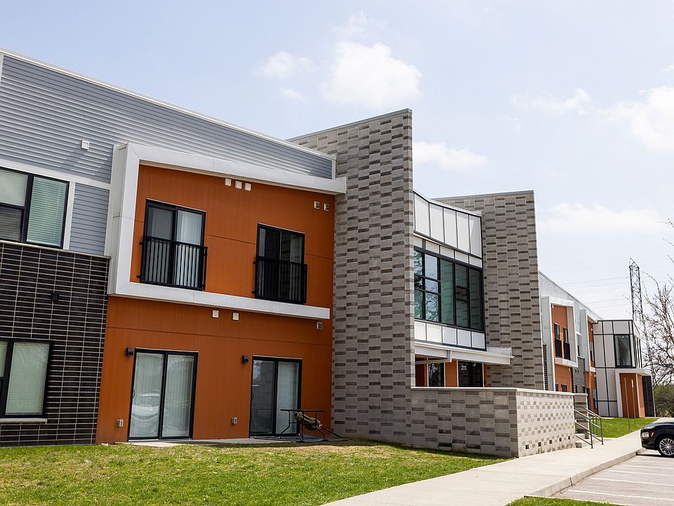 1st image of 2111 Lindberg Rd #210