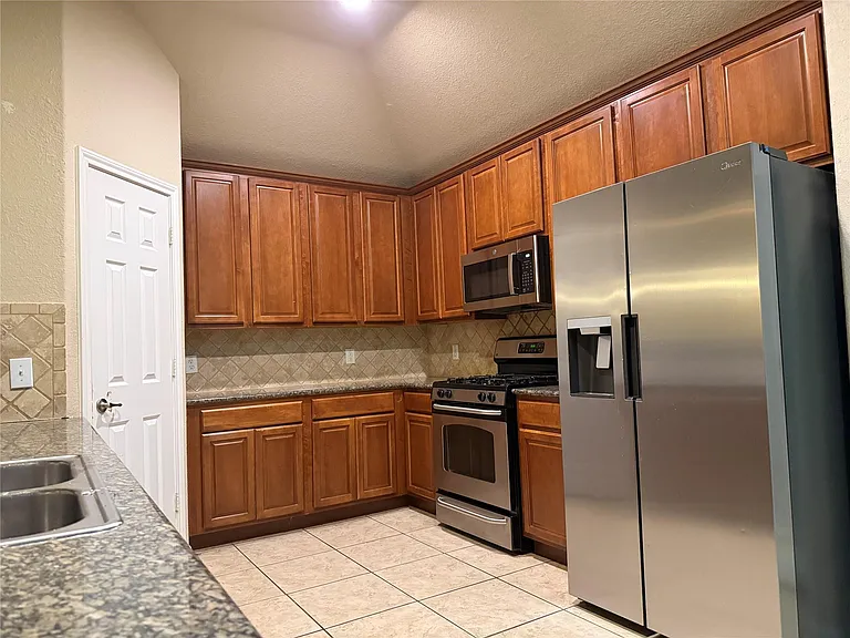 12410 Gershwin Oak St — Photo 7