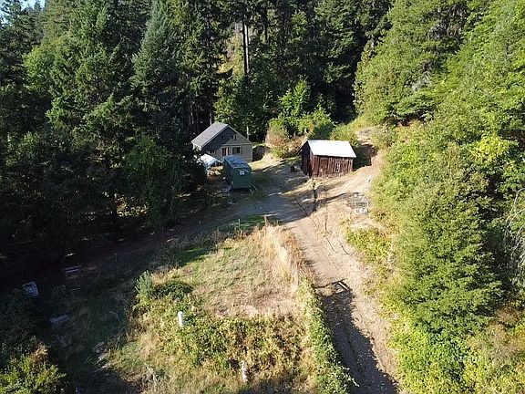 2nd image of 18191 Denny Rd