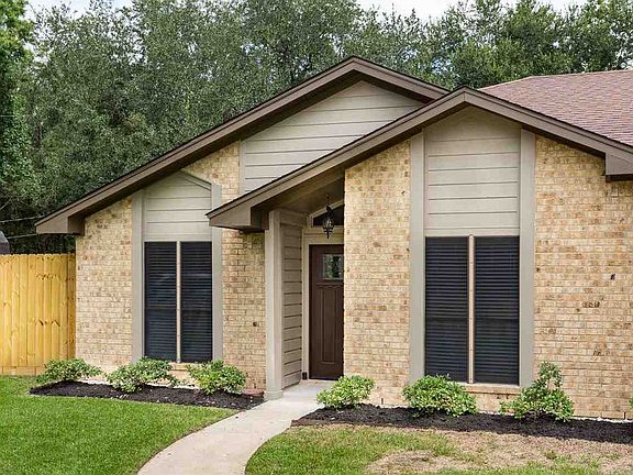 2nd image of 12710 Tanoak Dr