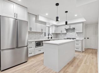 8360 Dayton Ct, Richmond, BC V6Y3H6