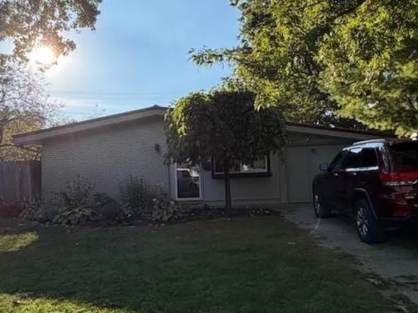 2641 13th St, Port Huron, MI 48060