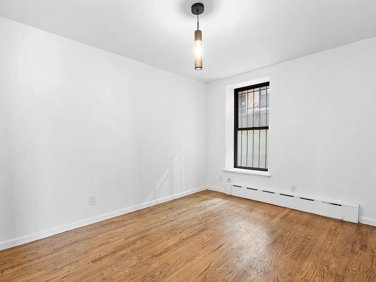 133 Edgecombe Avenue — Photo 3