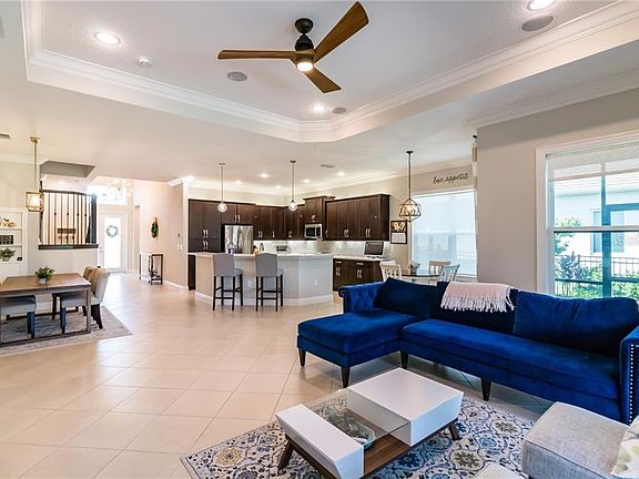 5th image of 30263 Southernwood Ct