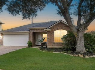 4527 Green Fawn Ln, Fresno, TX 77545