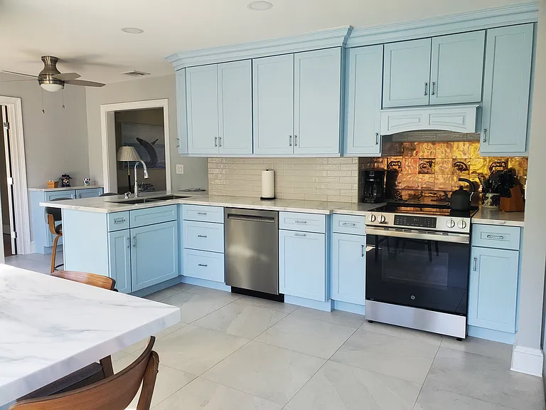 516 Boston Blvd — Photo 6