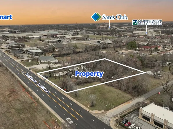 SE J St, Bentonville, AR 72712