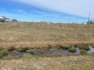 279 W Live Oak Ln, Rockport, TX 78382