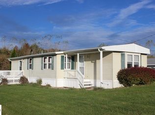 4718 S Spur Rd, Breckenridge, MI 48615