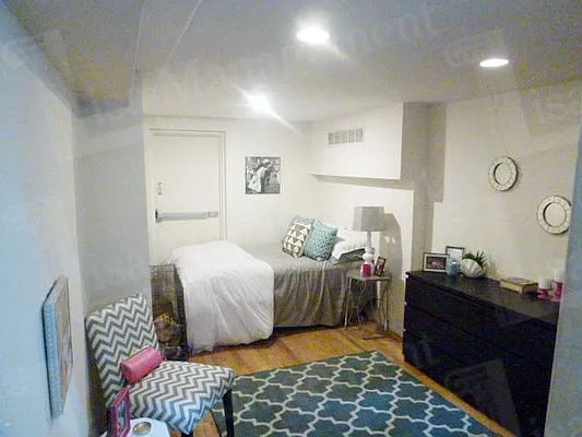 Rented by Lisa Management Inc | media 14