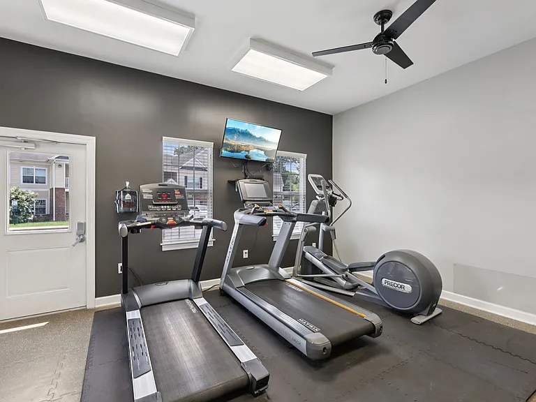 Cumberland Trace Village Apartments — Photo 68
