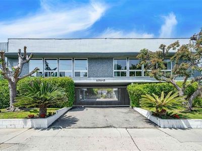 11511 Moorpark St #1, North Hollywood, CA, 91602