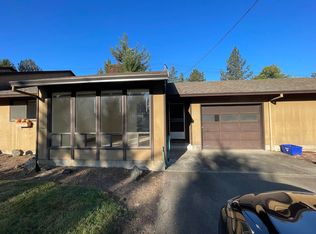 1780 SE Douglas Ave, Roseburg, OR 97470
