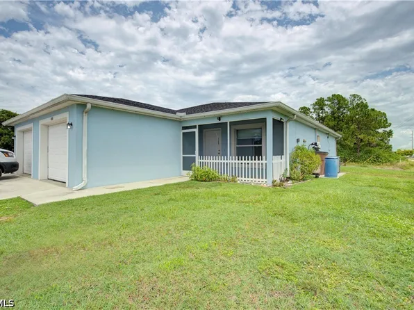 4402 Douglas Ln, Lehigh Acres, FL 33973