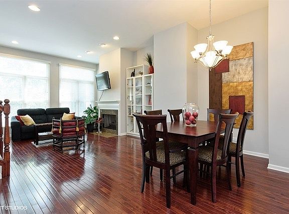 5th image of 152 N Rose St