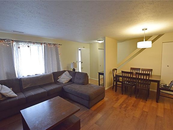3rd image of 26694 Lake Of The Falls Blvd