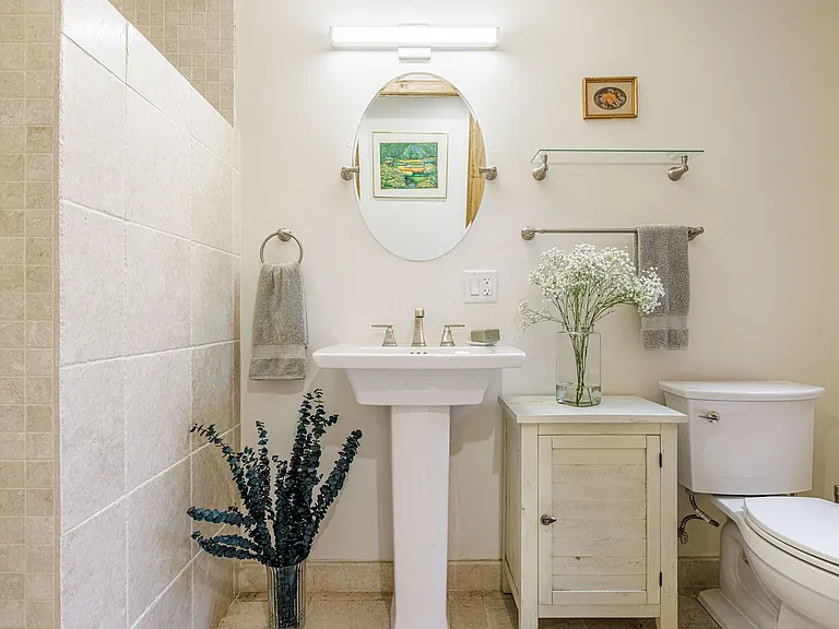 10 Purdy Hollow Rd — Photo 31