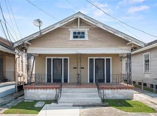 8611 Nelson St, New Orleans, LA 70118