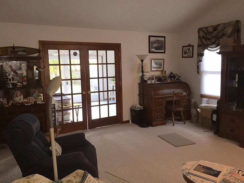 2nd image of 4106 McGregor Ln