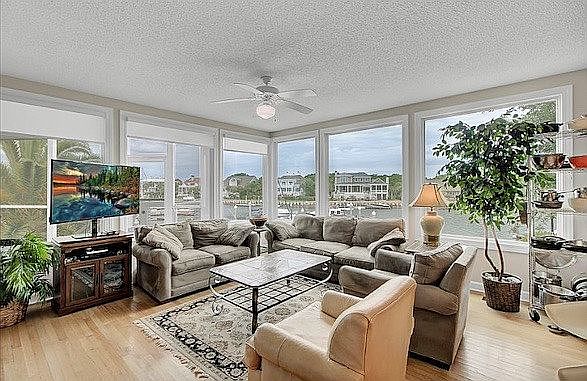 1st image of 511 Yacht Harbor Ct #511