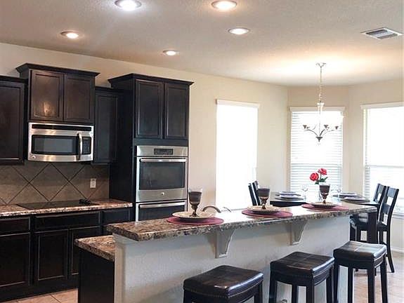 4th image of 3602 Parkmill Dr