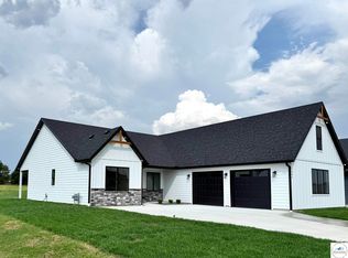 2804 Craftsman Dr, Sedalia, MO 65301