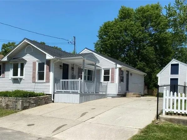 69 Marine Ave, Warwick, RI 02888