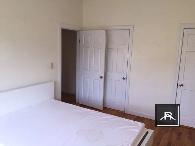 166 Strathmore Rd #21 — Photo 8