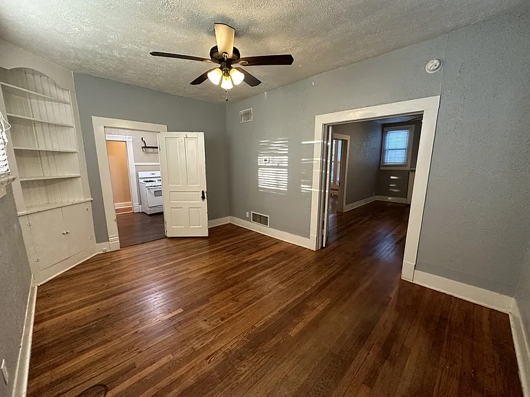 132 Woodland St #3 — Photo 8