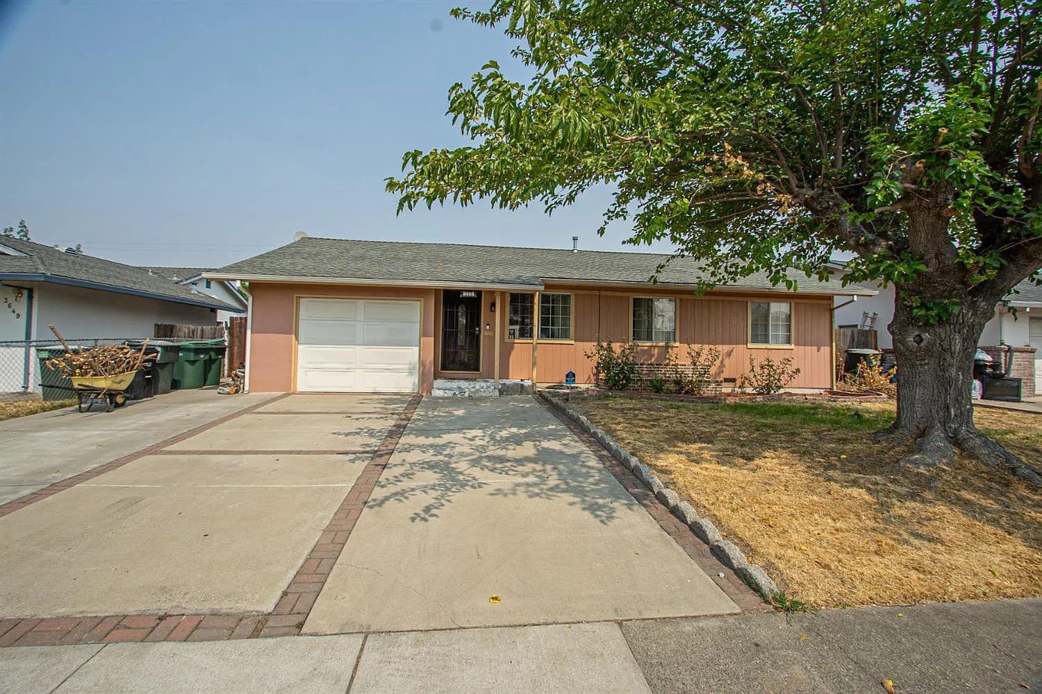 3653 Lankershim Way photo 1