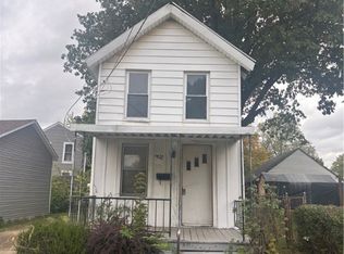 1427 4th St NE, Canton, OH 44704