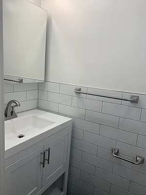 Rented by Compass | media 53