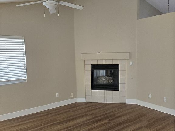 5th image of 239 Oxford Cloth Ct