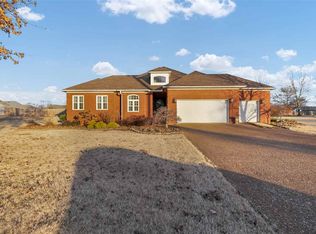 212 Blackmon St, Medina, TN 38355