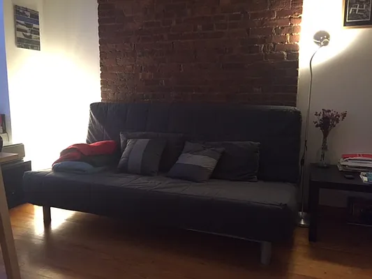 Rented by Warren T Real Estate Corp. | media 20