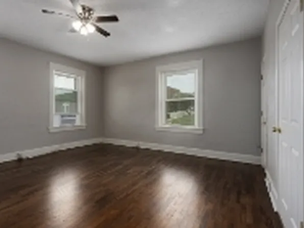 204 E Franklin St, Liberty, MO