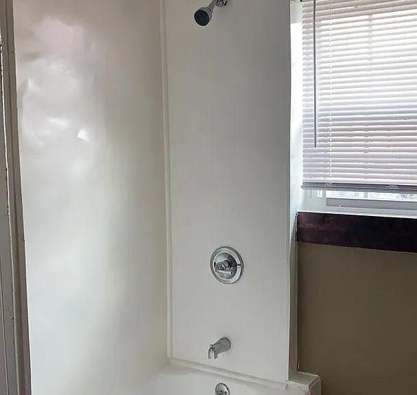 1140 Ewing St — Photo 3