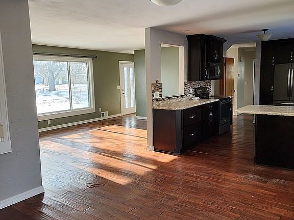 Open Kitchen and Livingroom.
