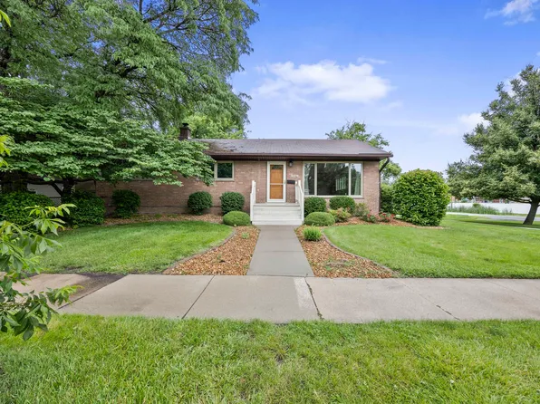18516 Riegel Rd, Homewood, IL 60430