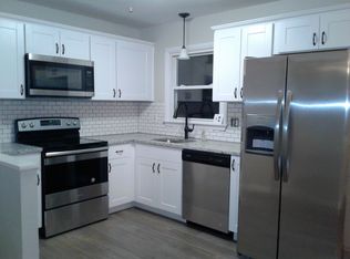 9232 Thayer Rd, Charlotte, NC 28214