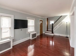 9035 205th St, Hollis, NY