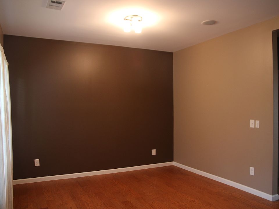 1st image of 601 Betty Lou Dr