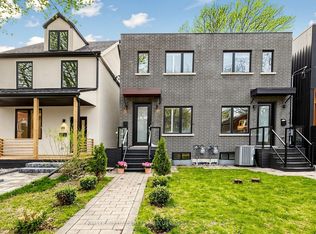 150 Rhodes Ave, Toronto, ON M4L 3A1