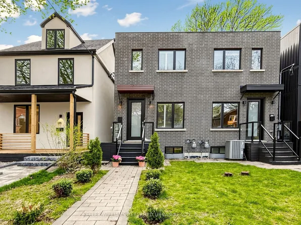 150 Rhodes Ave, Toronto, ON M4L 3A1